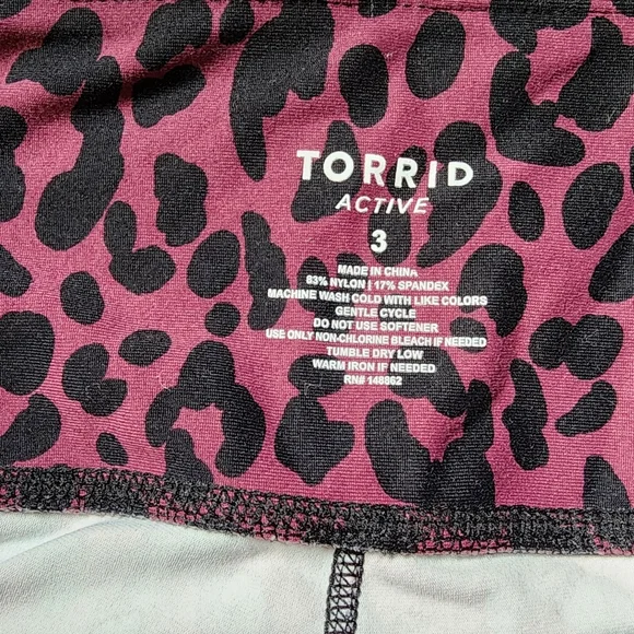Torrid Ombre Leopard Print Leggings Comfort Activewear Sz 3 - Picture 3 of 4